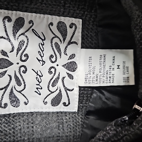 Wet seal winter coat size Medium - Picture 10 of 14